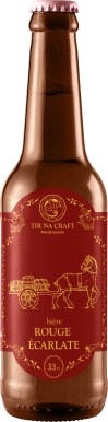 bière ambrée avec étiquettre rouge écarlate